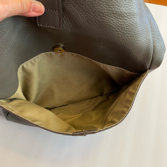 G.I.L.I Grey Leather Hobo Bag - Picture 6 of 11